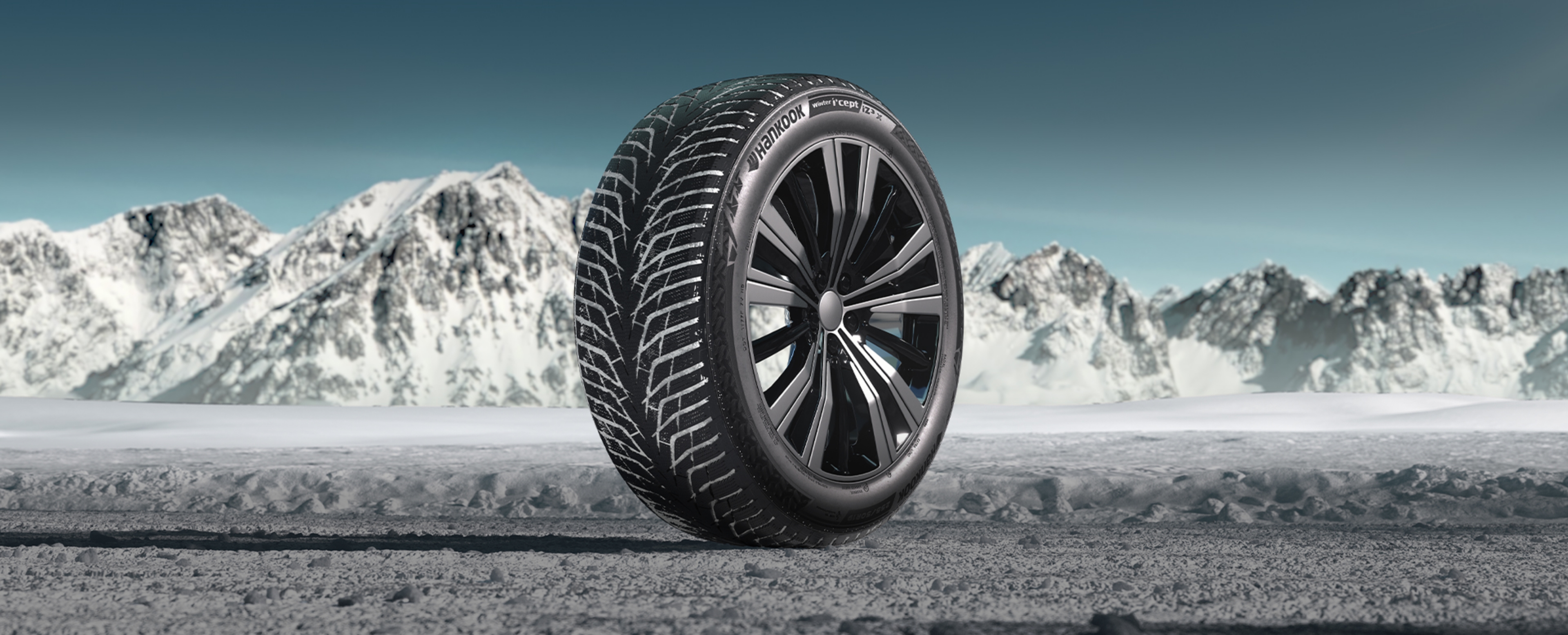 Hankook Tire & Technology-Tires-Winter I Cept-Winter I Cept IZ2-W616A-Optimized directional pattern design for maximum studless safety even in the harshest winter conditions